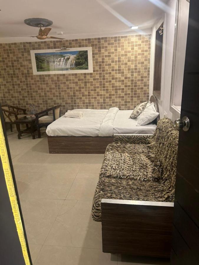 The Peach Tree Rooms Mount Abu Esterno foto