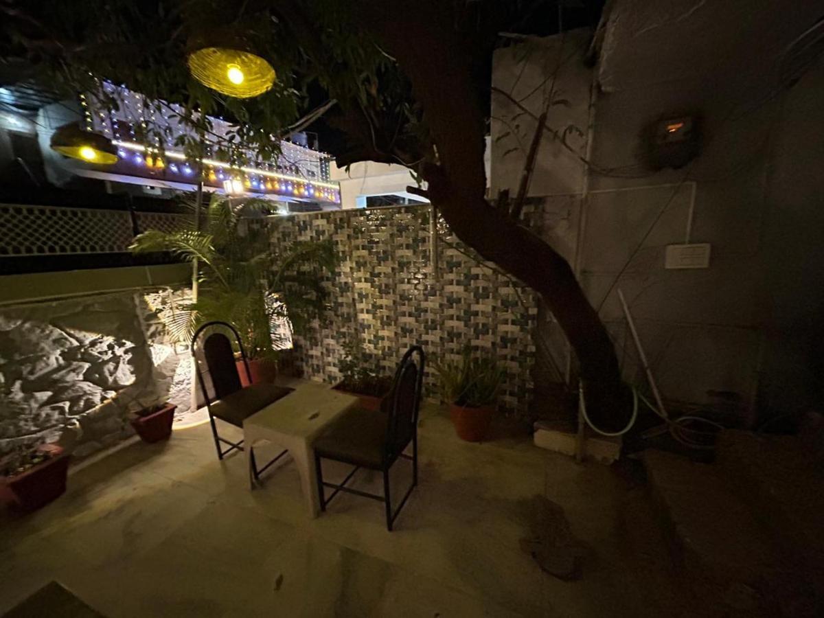 The Peach Tree Rooms Mount Abu Esterno foto