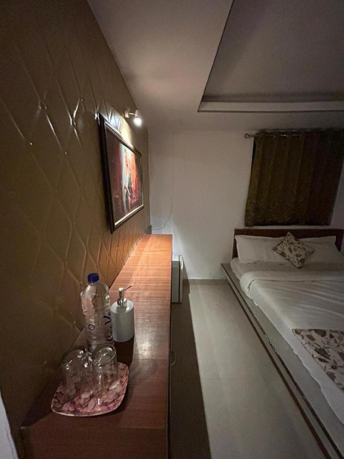 The Peach Tree Rooms Mount Abu Esterno foto